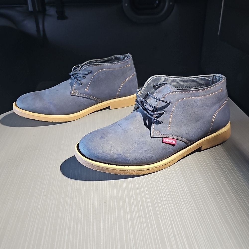 LEVI’S Mens Chukka Blue Dress‎ Shoes Size 8.5 NEW With Tags